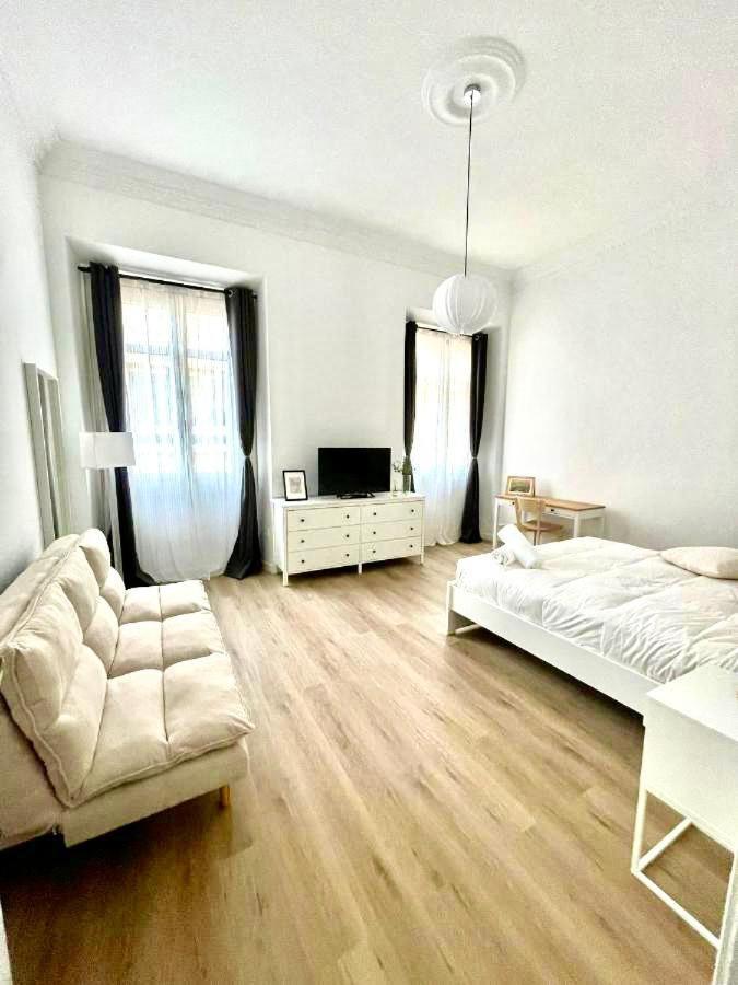 Suites Larios Málaga Exteriör bild